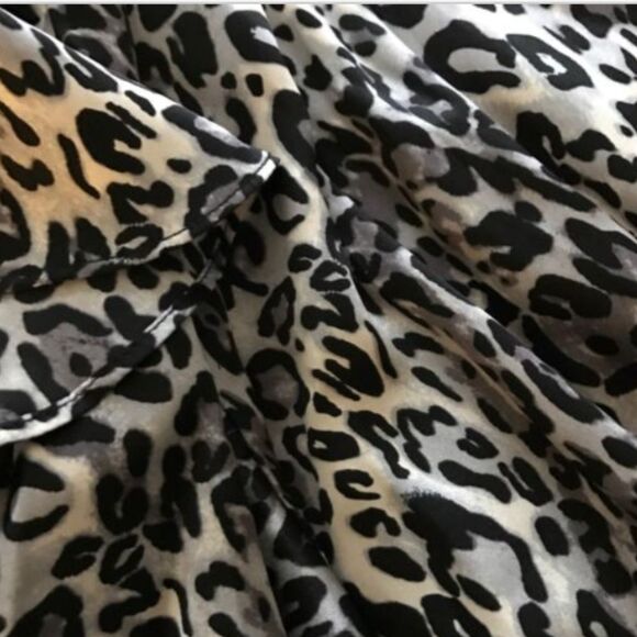 Bebe 100 Percent Silk Leopard Print Skirt - Picture 3 of 5